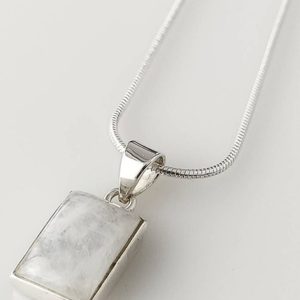 Medium moonstone (white) gemstone rectangle cut Solid Sterling Silver Minimalist - Picture 1 of 7
